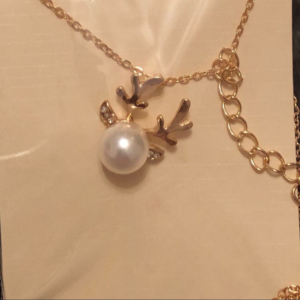Pearl Antler Reindeer Necklace Gold